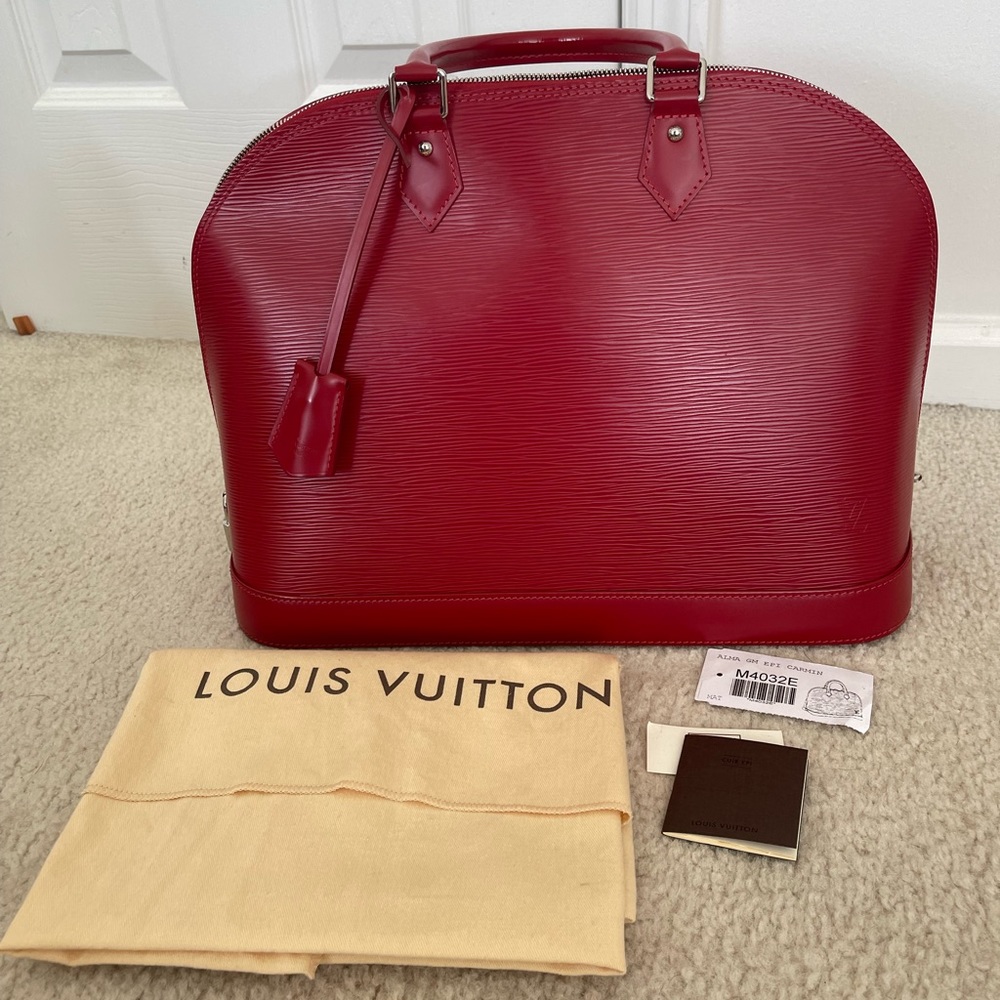 Louis Vuitton Epi Alma GM